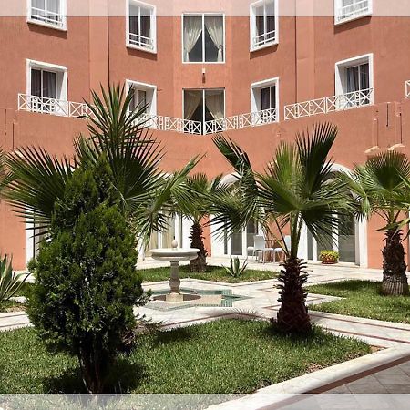 אל-עיון Hotel Al Massira מראה חיצוני תמונה