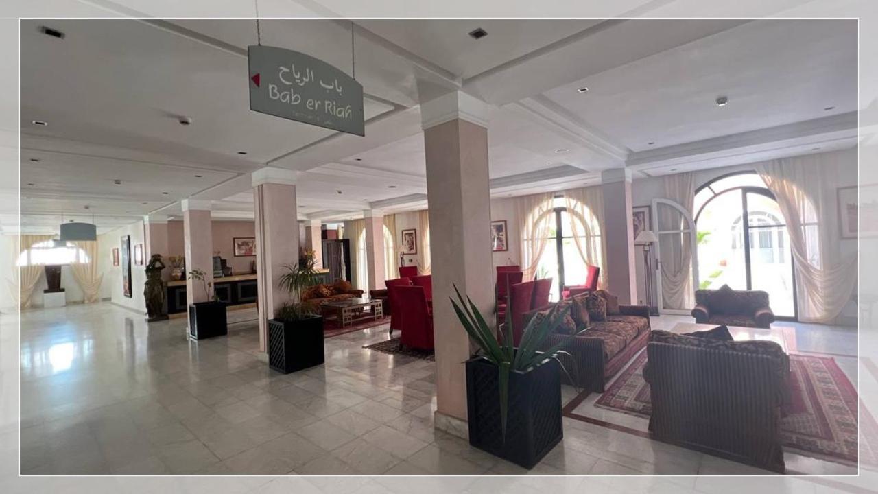 אל-עיון Hotel Al Massira מראה חיצוני תמונה