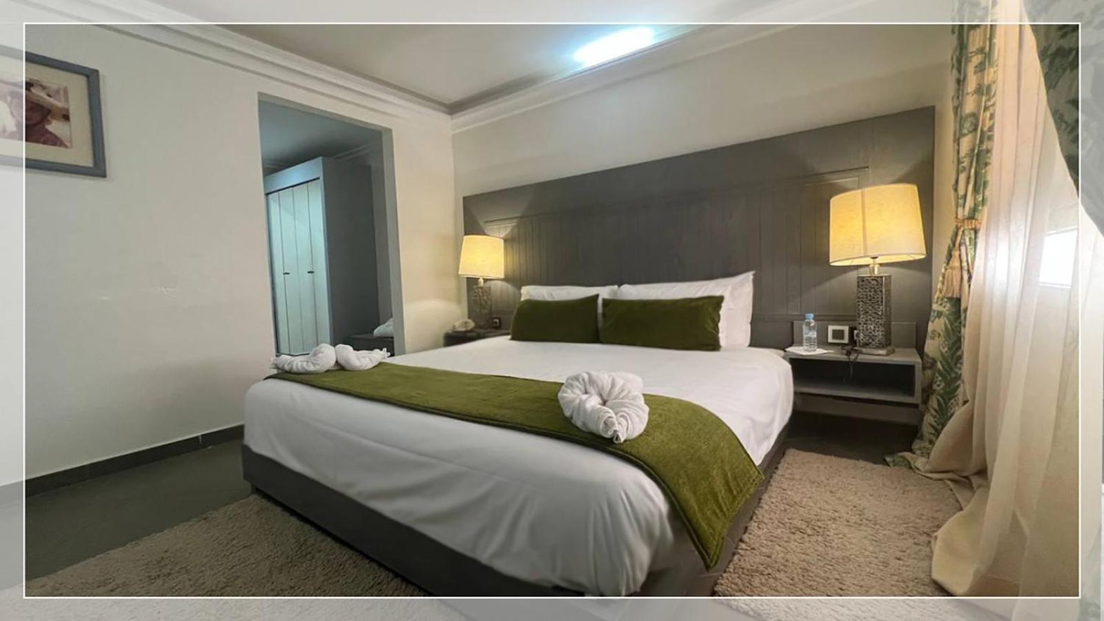 אל-עיון Hotel Al Massira מראה חיצוני תמונה