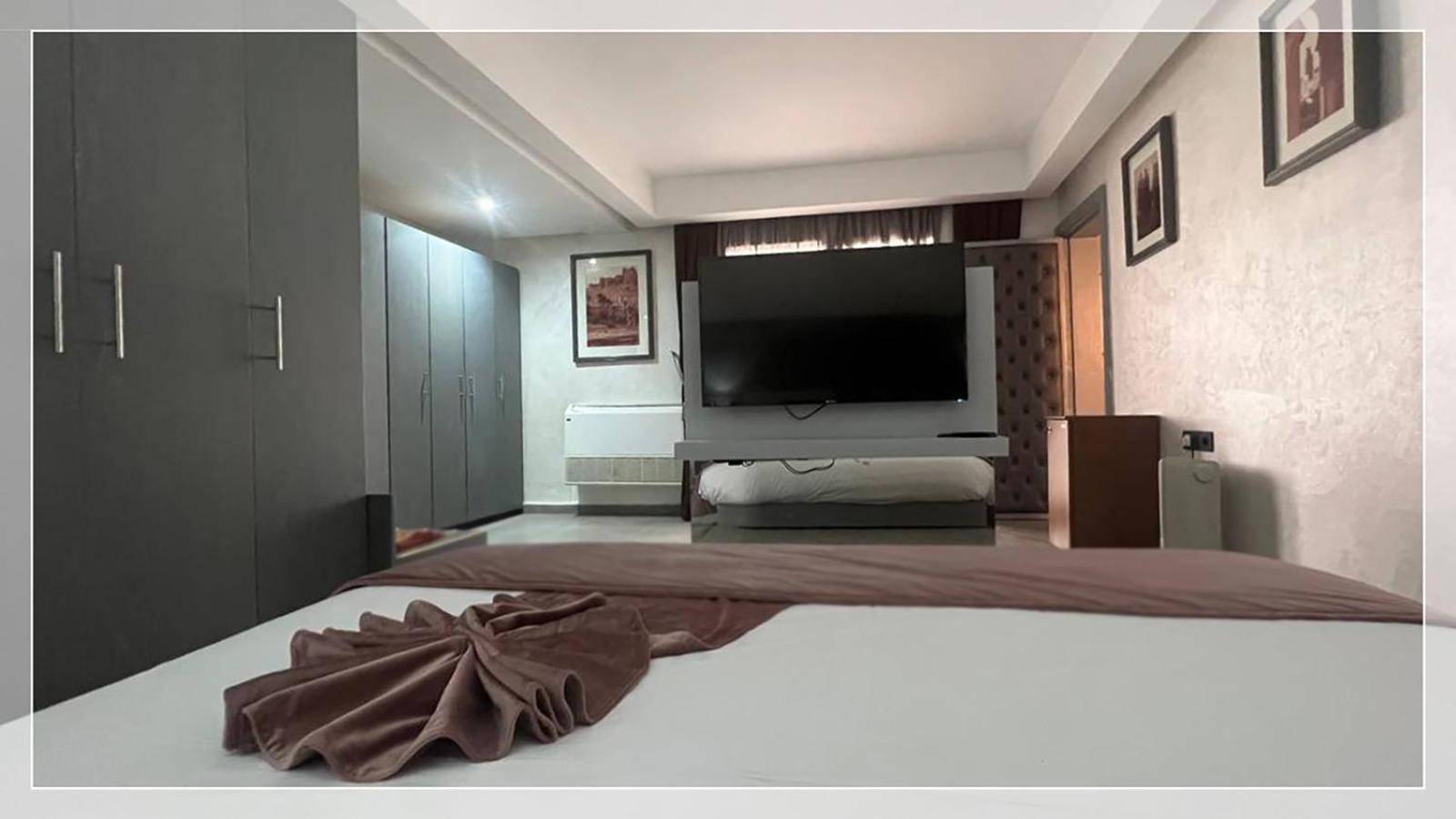 אל-עיון Hotel Al Massira מראה חיצוני תמונה