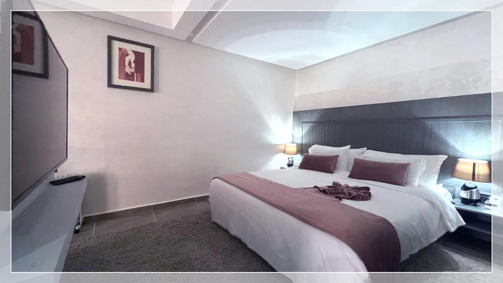 אל-עיון Hotel Al Massira מראה חיצוני תמונה